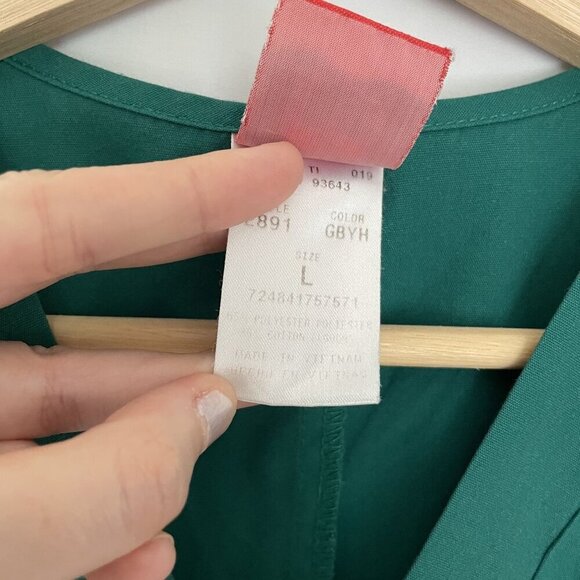 NFL nurse sz L gophers scrubs green short sleeved top v-neck lightweight - Picture 4 of 6